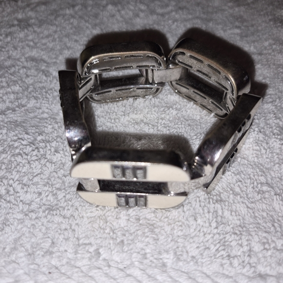 Henri Bendel Silver Tone Cream Enamel Link Chain Bracelet 7.5 - Picture 8 of 8